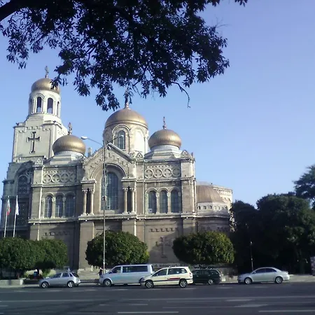 Andrea Apartamento Varna